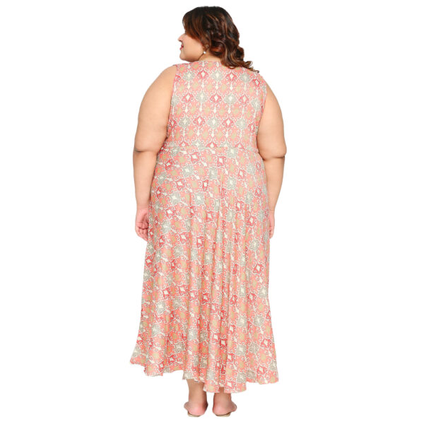 Plus Size Sleeveless Inner Cape Peach Dress in a Fashionable Print.